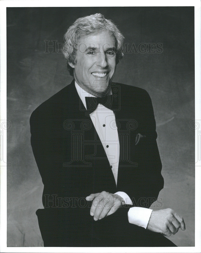 Press Photo Burt Bacharach Pianist Composer Music Producer Pop Singer Vocalist - Historic Images