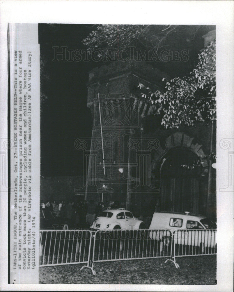 1974 Press Photo main entrance Scheveningen prison Hague armed convicts hostage - Historic Images