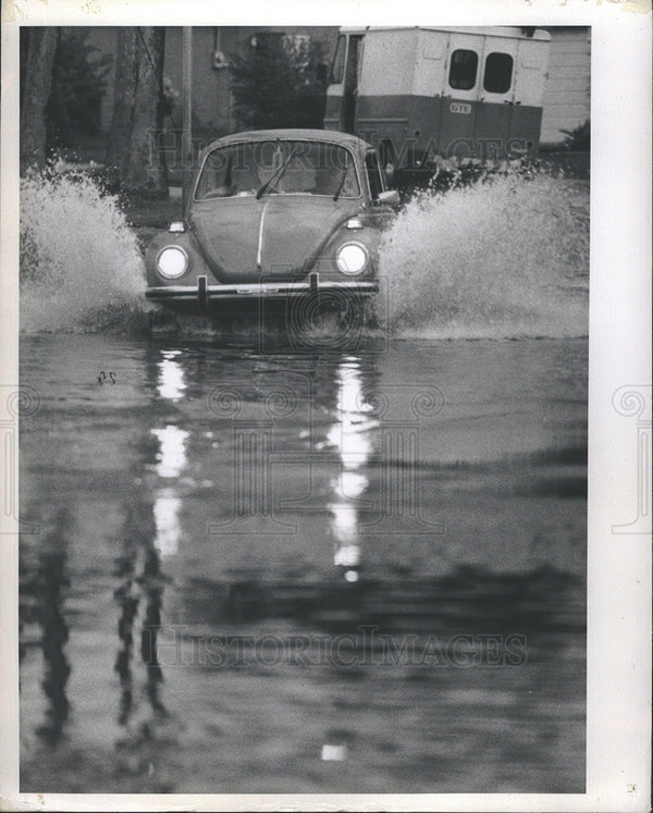 1975 Press Photo Hurricane Eloise Floods Shore Acres - Historic Images