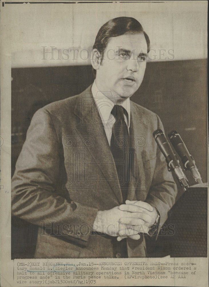 1973 Press Photo Press Secretary Ronald Ziegler President Nixon halt military - Historic Images