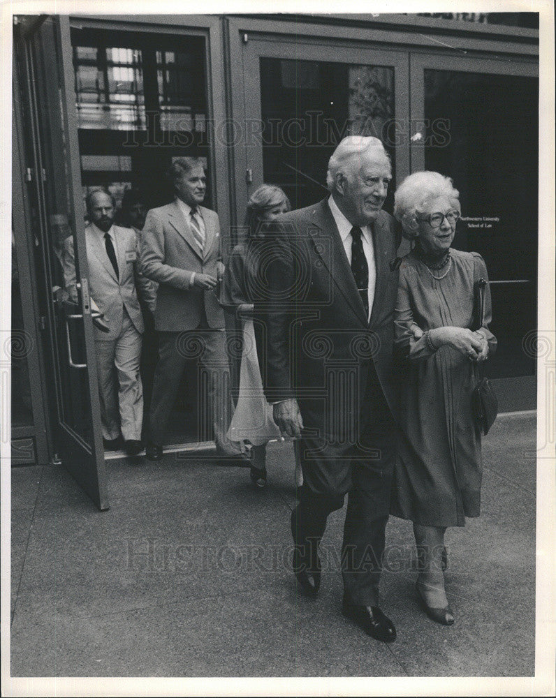 1984 Press Photo Supreme Court Chief Justice Warren Burger Dedication Ceremony - Historic Images