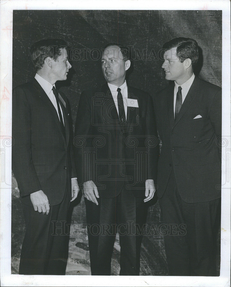 1964 Press Photo Stephen Smith, Sen. Edward Kennedy, Arthur Courshon - Historic Images