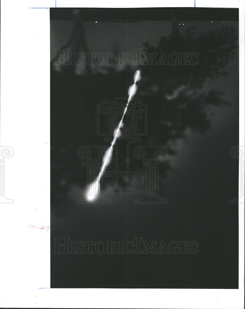 1989 Press Photo Time Lapse Photo Of Didcovery Launch From Northshore Park - Historic Images