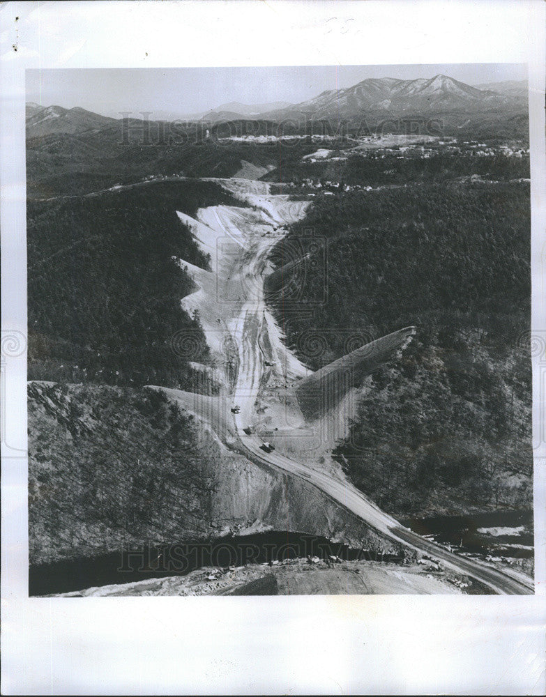 1969 Press Photo Aerial View Of Road Construction Through Allegheny Mountains - Historic Images