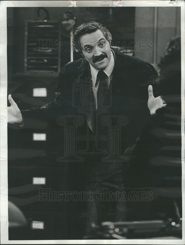 1983 Press Photo Actor Hal Linden Barney Miller ABC Television Network - Historic Images