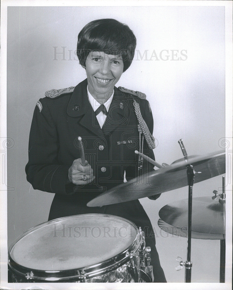 1971 Press Photo Master Sergeant Bernice Goldstein Drummer 14th Army Band - Historic Images