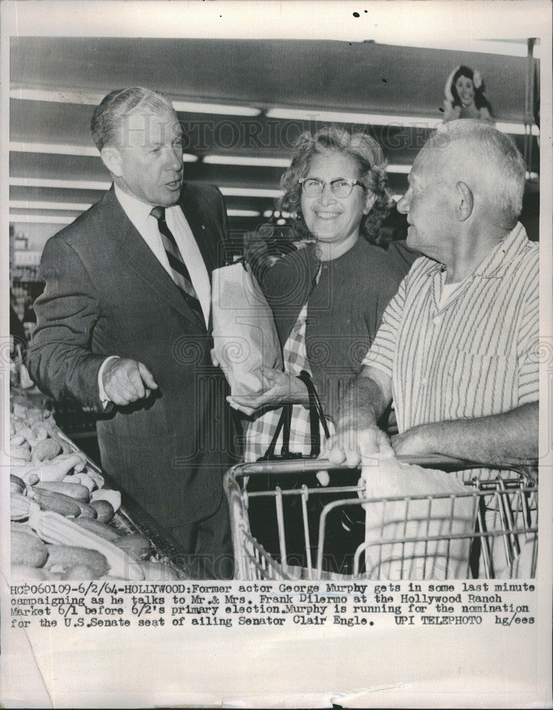 1964 Press Photo Former Actor George Murphy Campaigning &amp; The Frank Dilermos - Historic Images