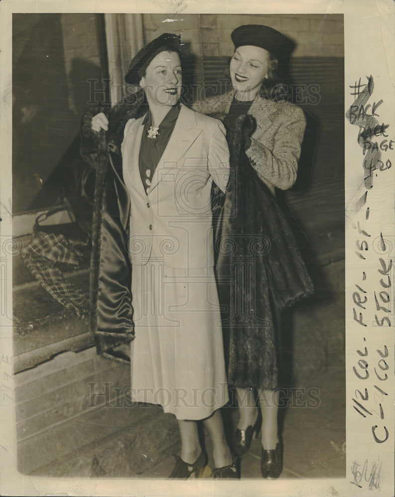 1937 Press Photo Actress Beatrice Lillie And Ballet Dancer Zorine New York Trip - Historic Images