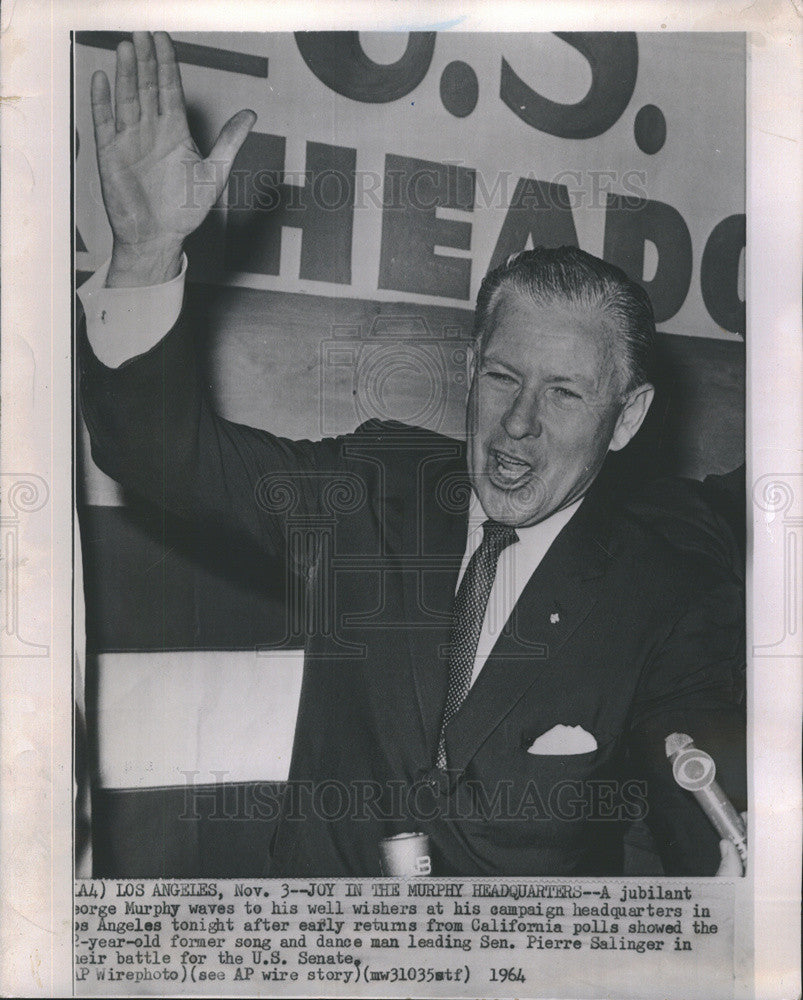 1964 Press Photo George Murphy Waves As California Polls Show Him In Lead - Historic Images