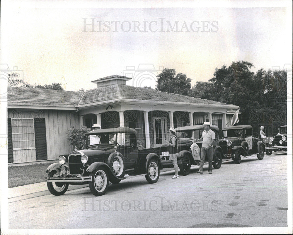 1970 Press Photo Antique Cavalcade on Car Tour - Historic Images