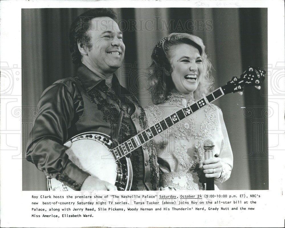 1981 Press Photo Roy Clark &amp; Tanya Tucker on &quot;The Nashville Palace&quot; - Historic Images