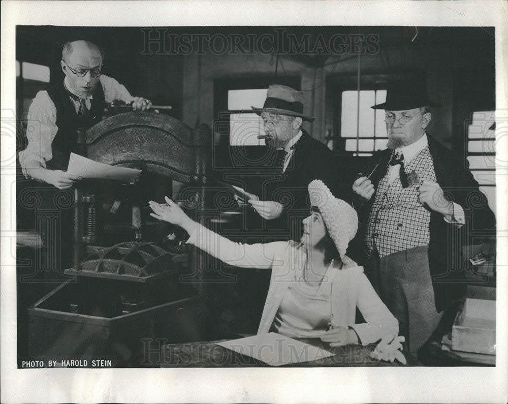 1931 Press Photo Editorial Conference at Bucksport Point Sun-Globe Gazzette - Historic Images