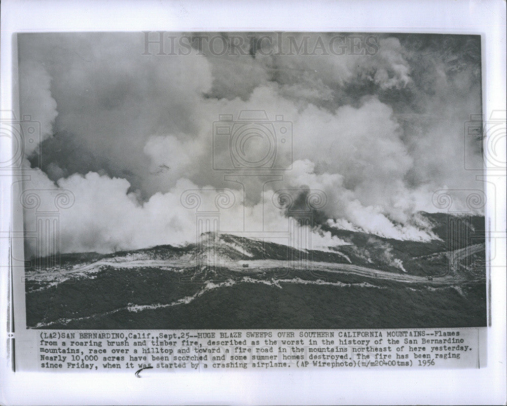 1956 Press Photo Huge forest fire sweeps over southern Calif. mountains - Historic Images