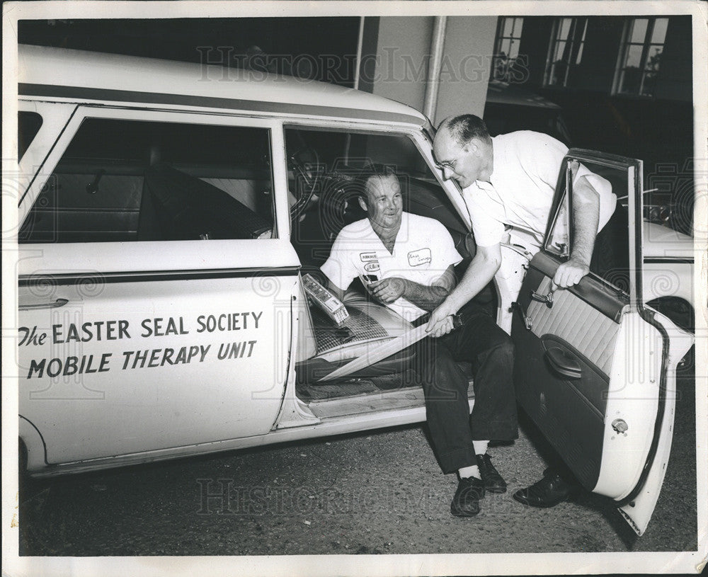 Press Photo The Easter Seal Society Mobile Therapy Unit - Historic Images