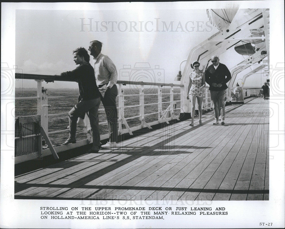 1966 Press Photo upper promenade deck Holland-America Line S.S. Statendam - Historic Images