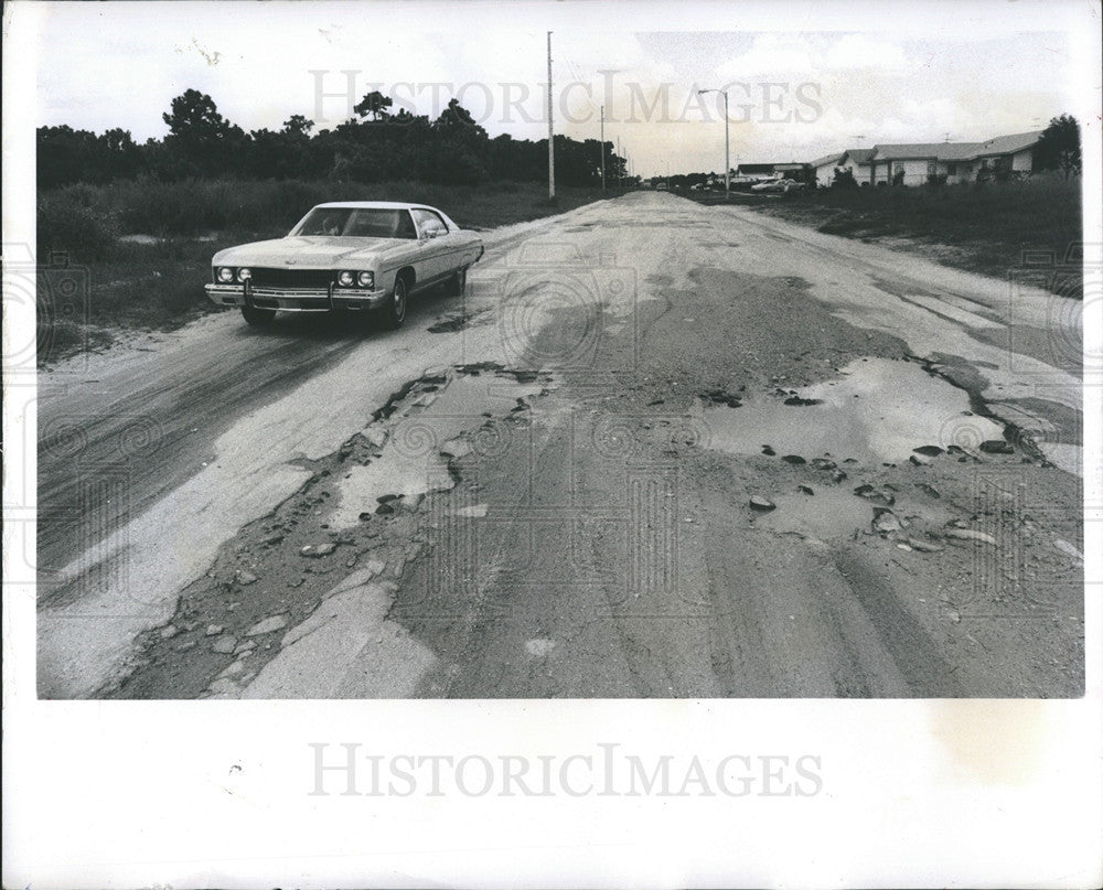 1975 Press Photo St. Petersburg Streets hazard - Historic Images