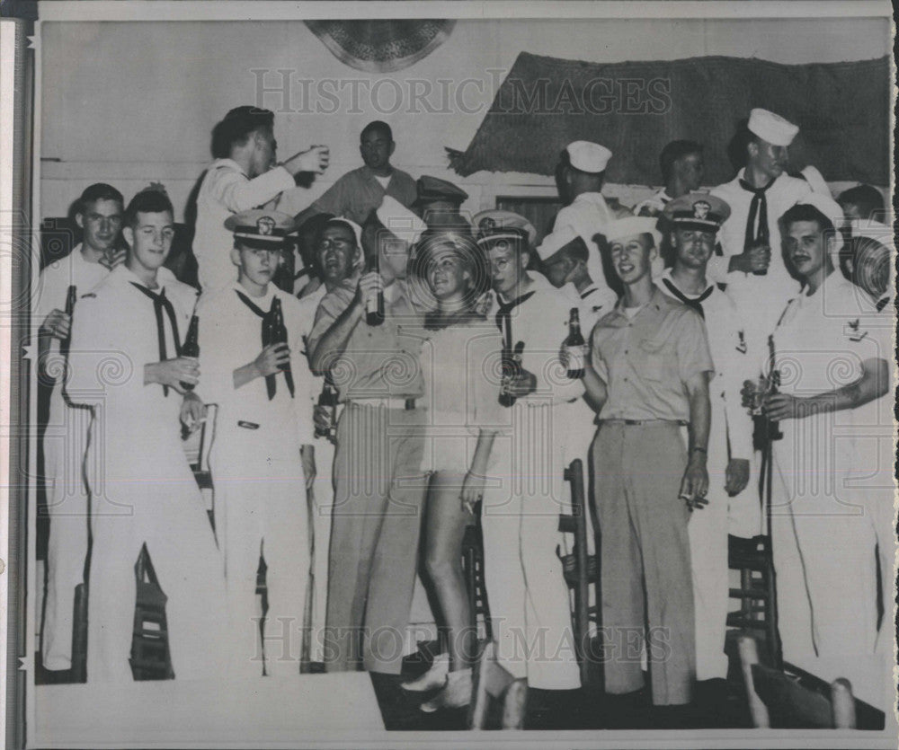 Press Photo Military in Florida,relaxing - Historic Images