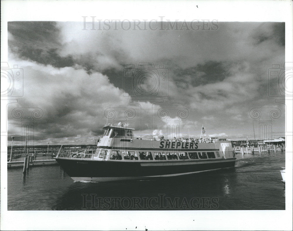 1985 Press Photo Mackinaw Island ferries - Historic Images