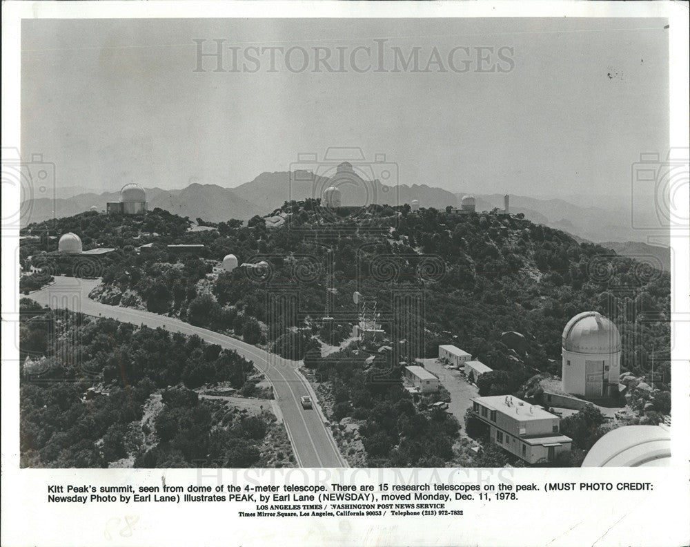 1979 Press Photo Kitt Peak&#39;s Summit Seen from Dome with 4 Meter Telescope - Historic Images