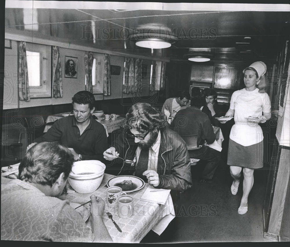 1973 Press Photo Soviet freighter Dubossary,crews mess - Historic Images