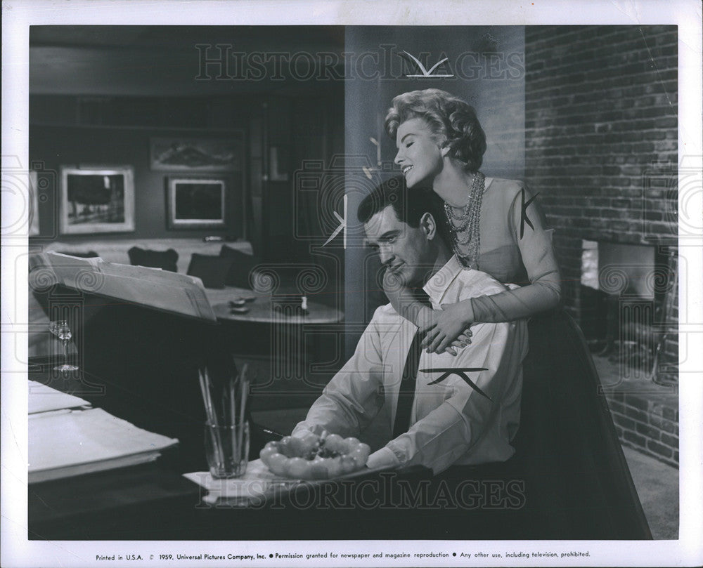 1959 Press Photo Any Way The Wind Blows Film Actors Julia Meade Rock Hudson - Historic Images