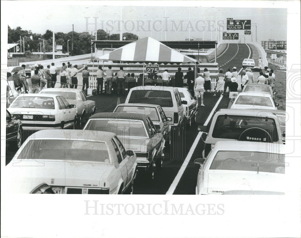 1987 Press Photo St Petersburg Cars Lined Up to Use New Interstate 275 - Historic Images