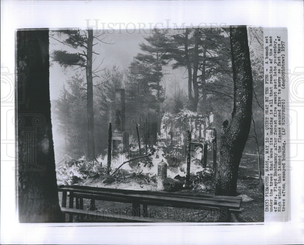 1957 Press Photo Remains Of Mrs Floyd Hathaway House Forest Fire Massachusetts - Historic Images