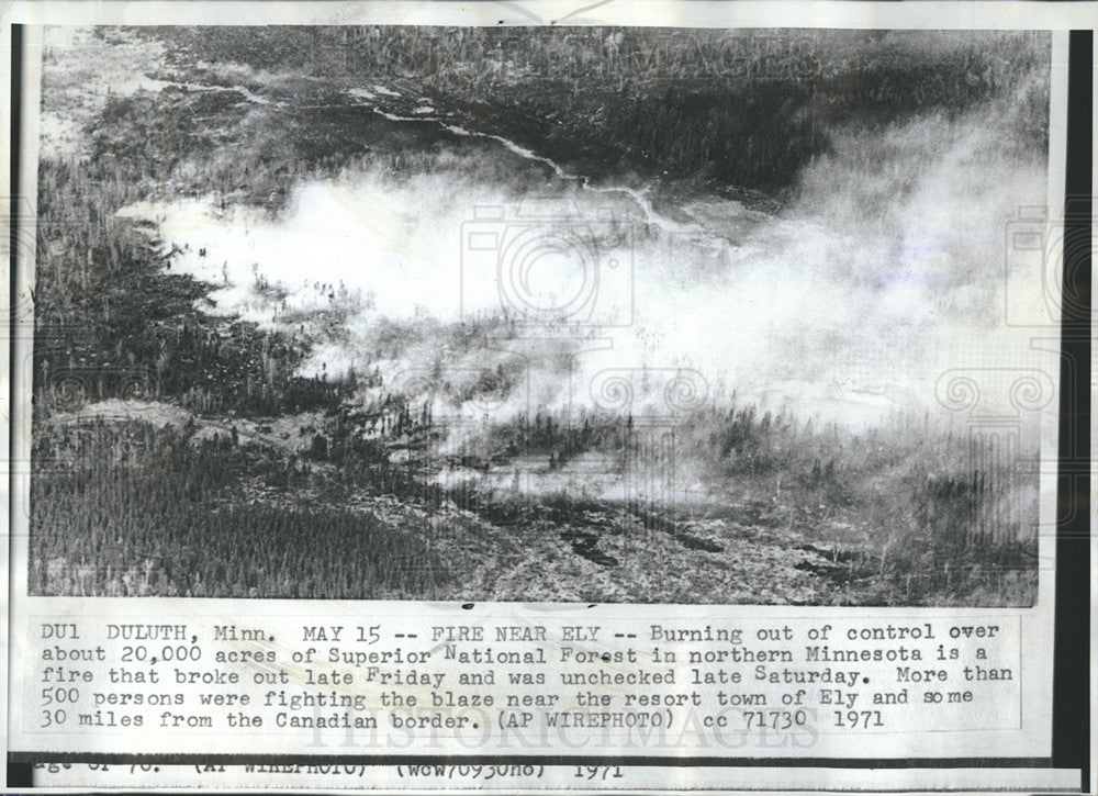 1971 Press Photo Forest fire in Minn Superior Natl Forest - Historic Images