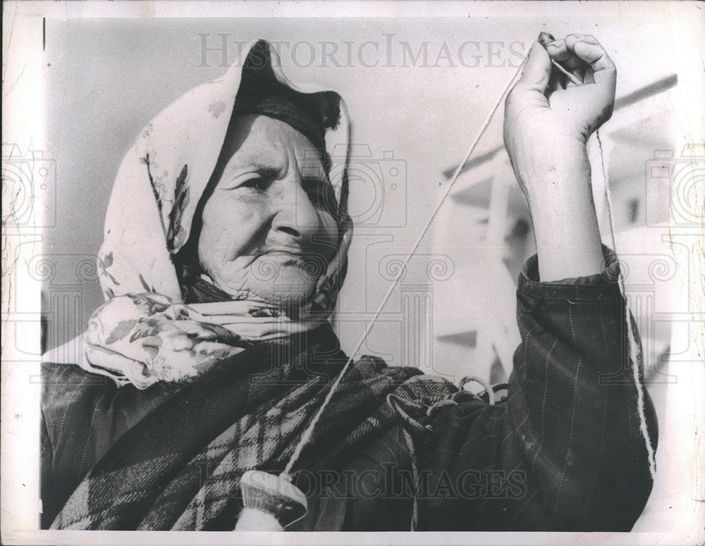 1966 Press Photo Russian Woman Living In Soviet Caucuses Mountain Villages - Historic Images