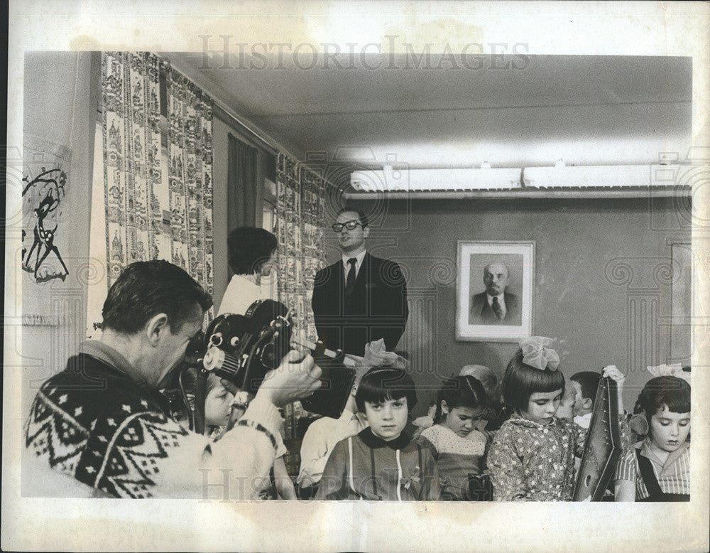 1968 Press Photo George Watson ABC Corespondent Moscow Russia - Historic Images