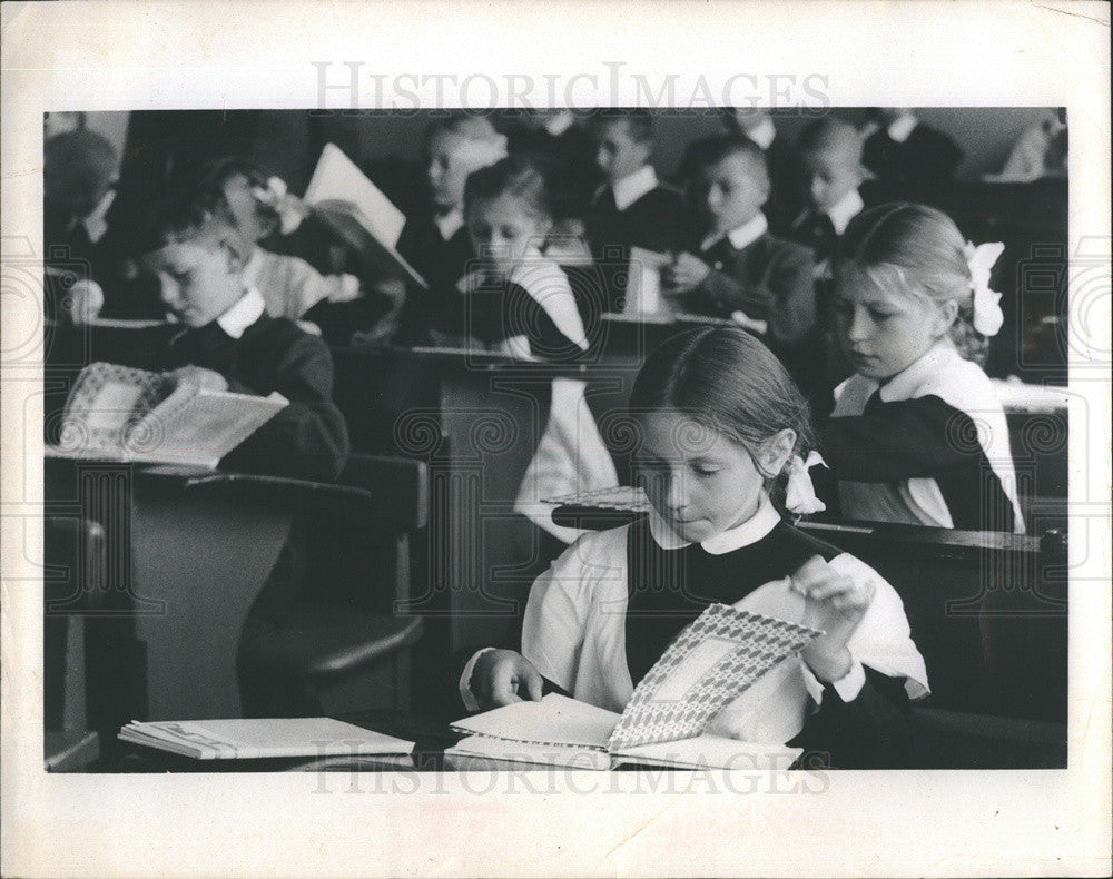 1967 Press Photo First Day School Elementary School 702 Moscow - Historic Images