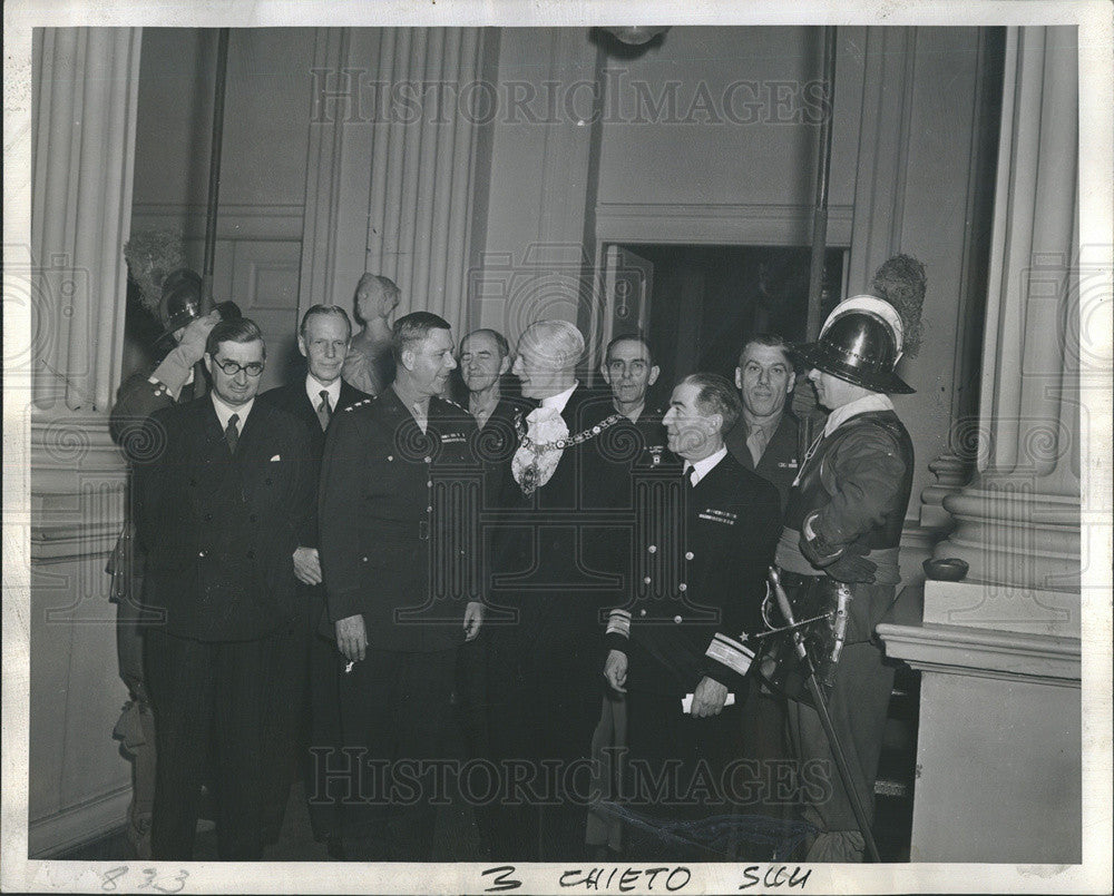 1943 Press Photo Dignitaries attend Chieto Club meeting - Historic Images