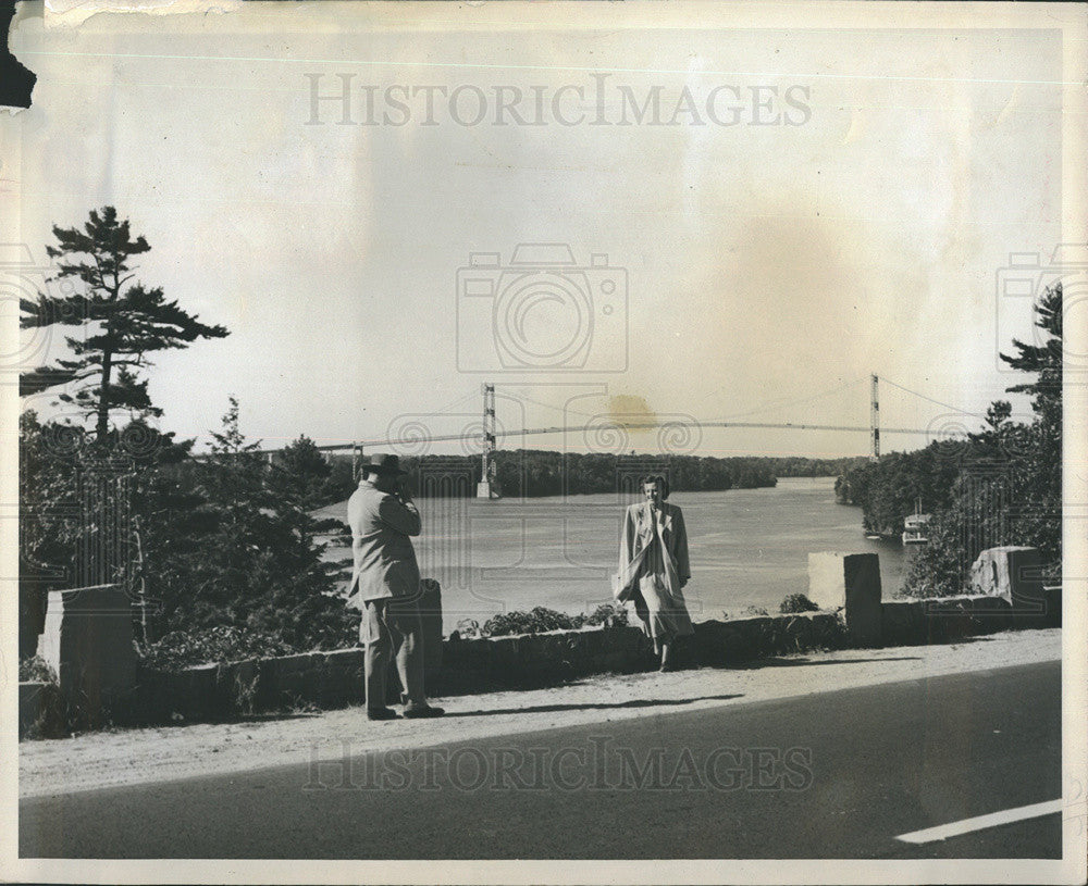 1952 Press Photo Ontario,Canada and Thousand Islands bridge - Historic Images