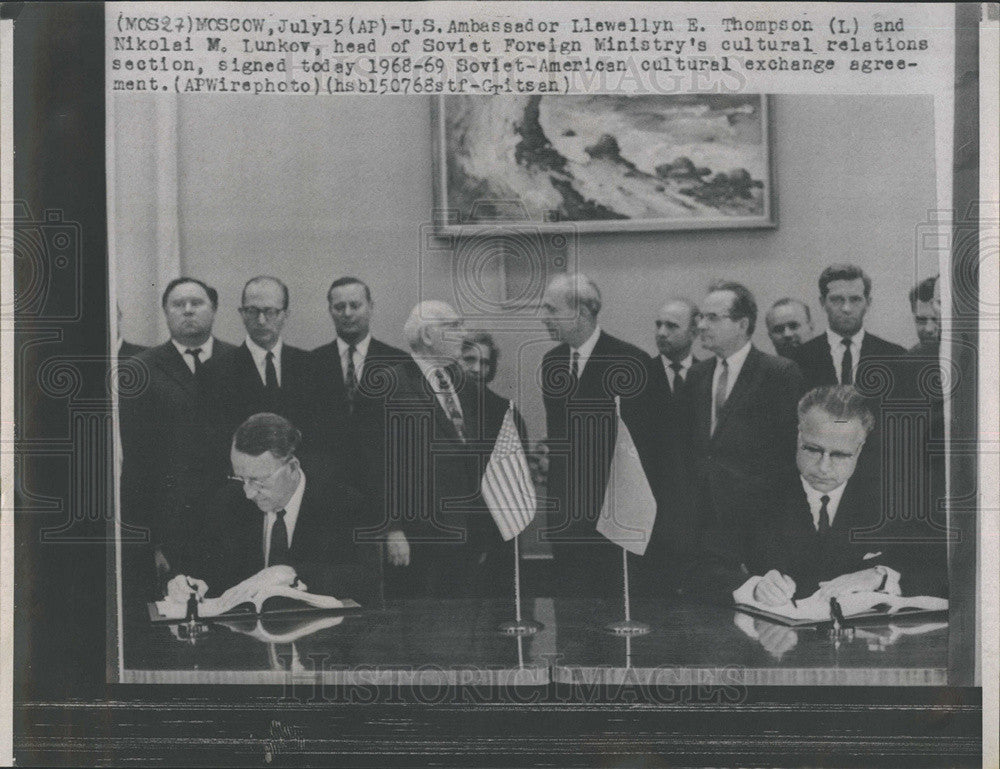 1968 Press Photo US Amb  Thompson and  Soviet N. M Lunkov  sign culture exchange - Historic Images