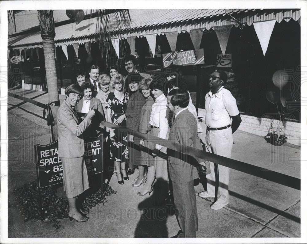 1989 Press Photo Grand opening of St Petes,Fla business Plaza - Historic Images