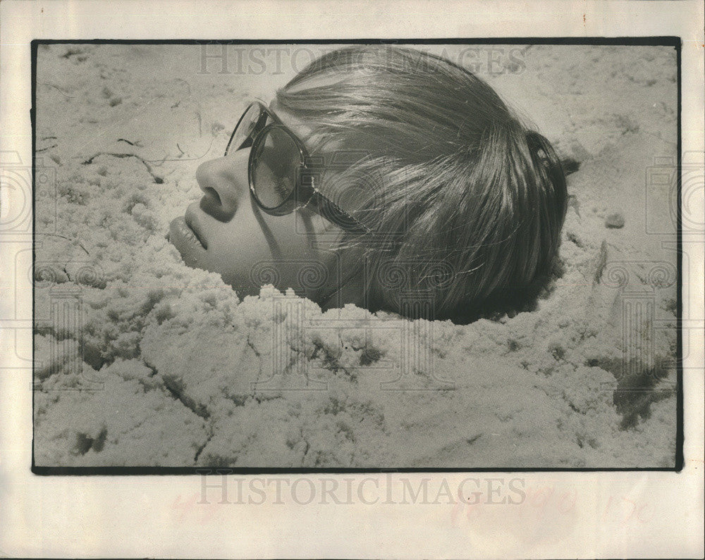 1973 Press Photo Paul Kasmerski sand sculptor. - Historic Images