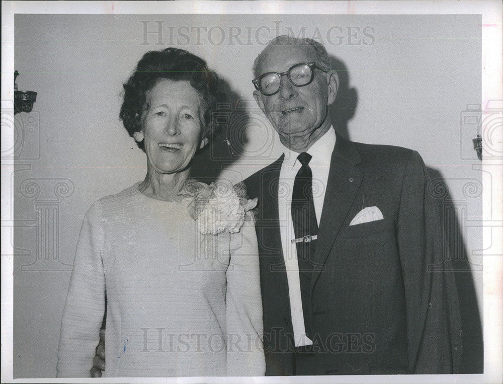 1971 Press Photo Mr, Mrs EG Hughes, 50th Wedding Anniversary - Historic Images