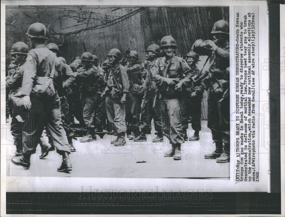 1960 Press Photo S. Korean troops get ready to break up student demonstrations - Historic Images