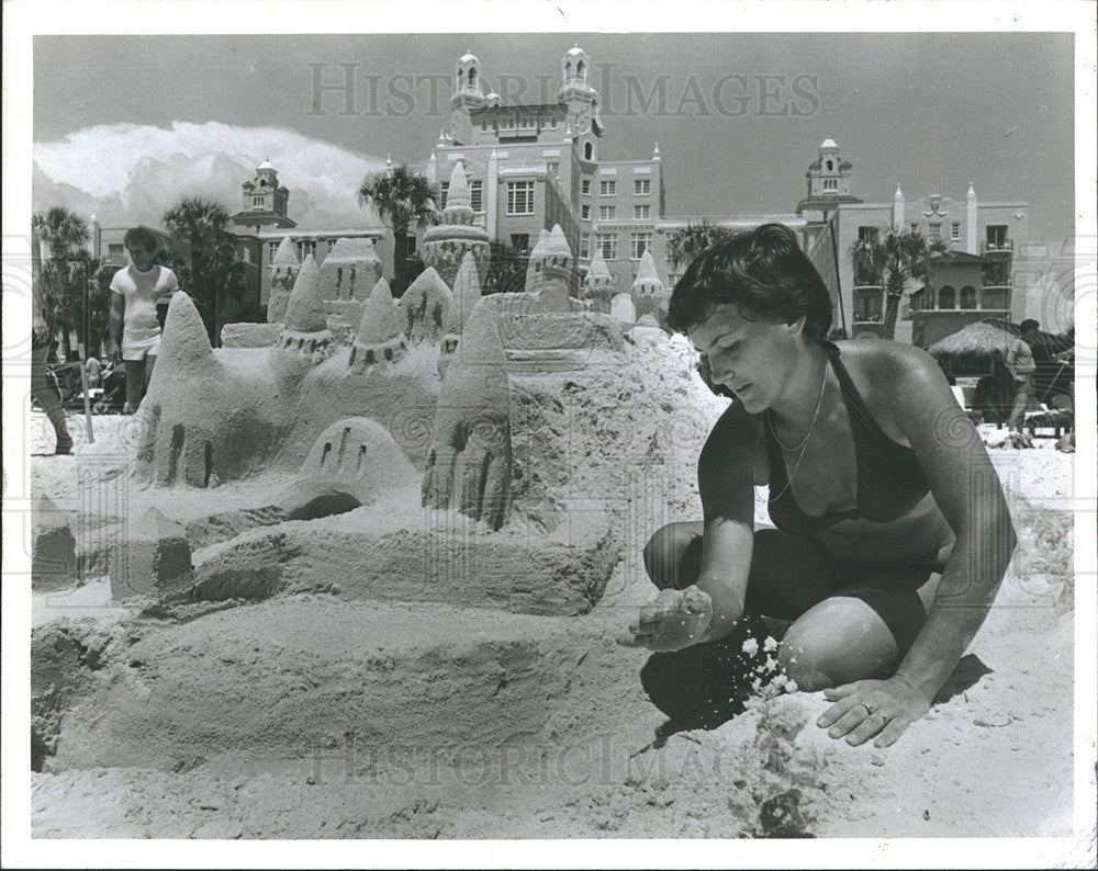 1964 Press Photo St. Petersburg Florida Sand Castles - Historic Images