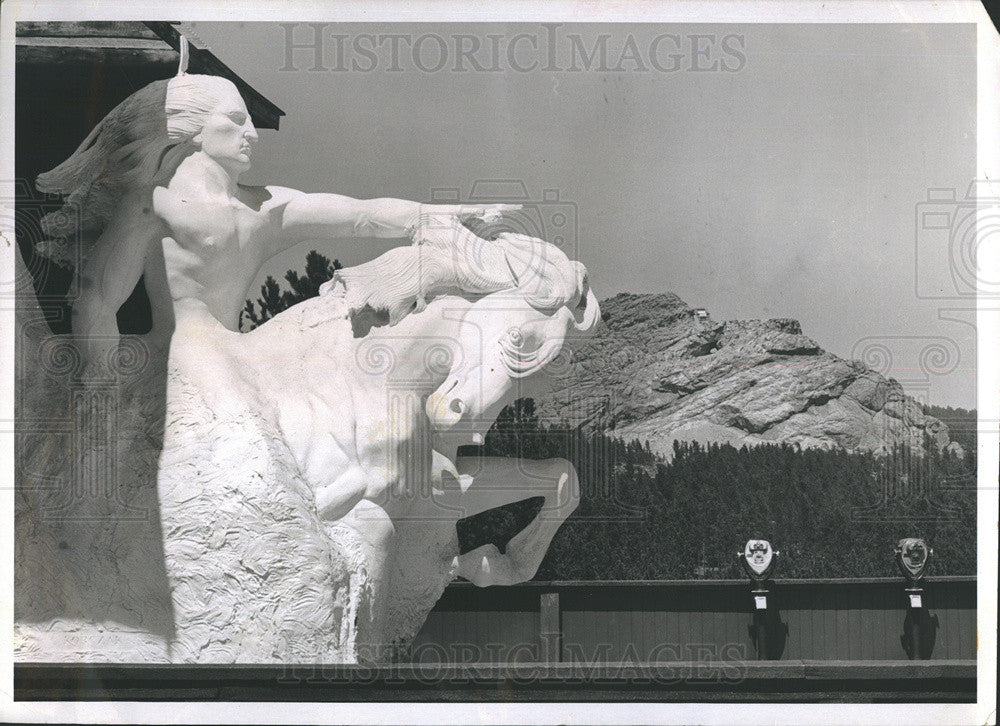 1971 Press Photo Crazy Horse Monument in Thunderhead Mountain, S. Dakota - Historic Images