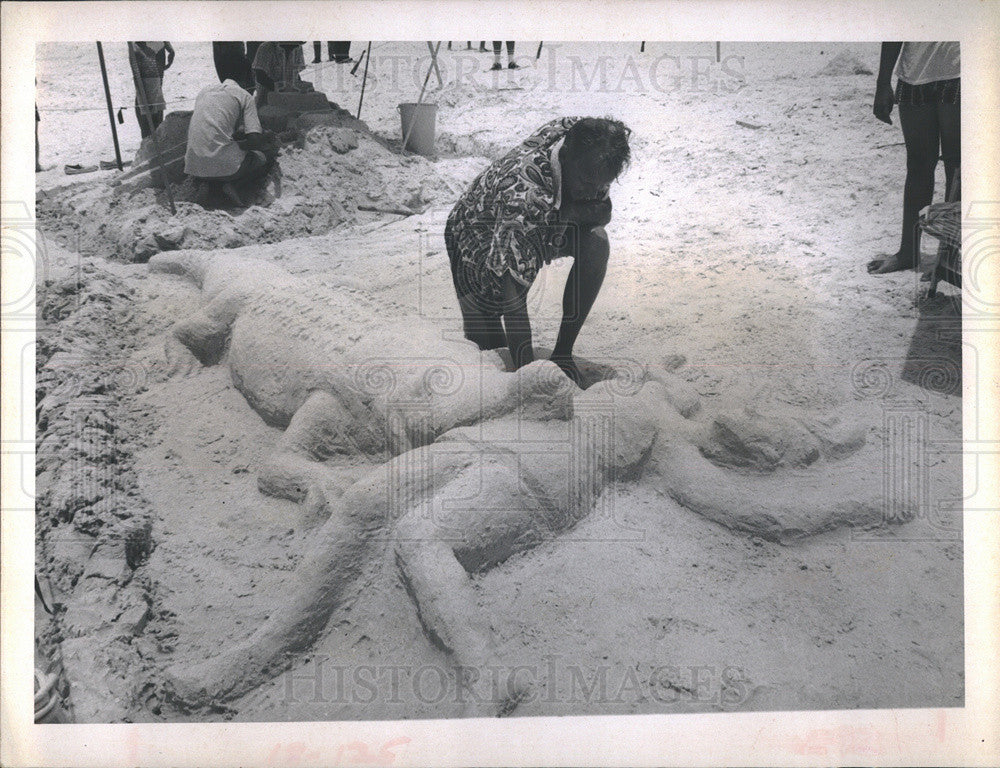 1968 Press Photo Howard Adams, Sarasota Sand Castle Contest - Historic Images