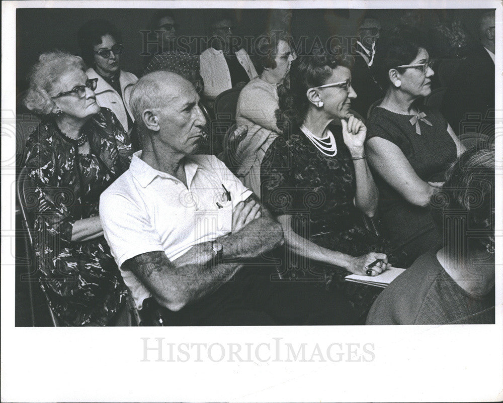 1966 Press Photo South Pasadena Freeholders Meeting Citizens Mayor - Historic Images