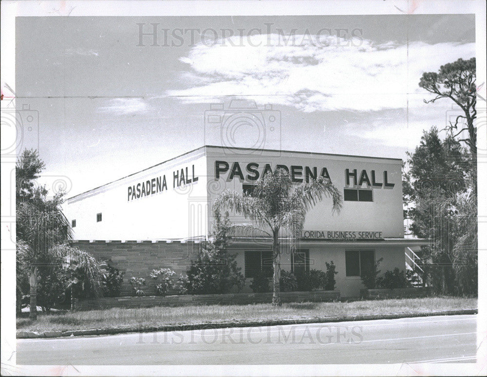 Press Photo Pasadena Hall, Florida Business Service - Historic Images