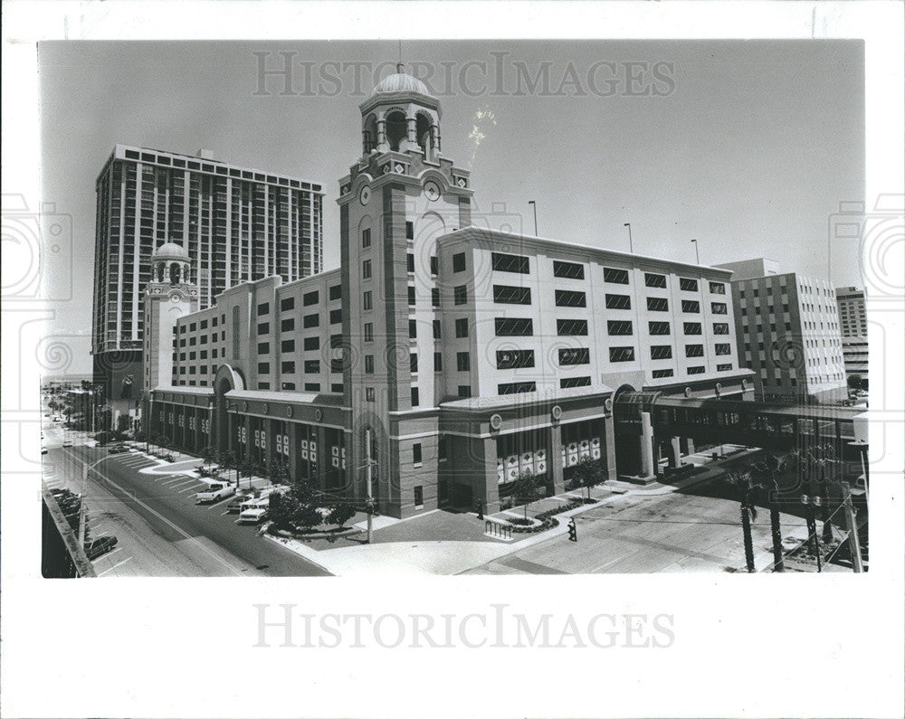 1994 Press Photo Bay Plaza South Core Building - Historic Images