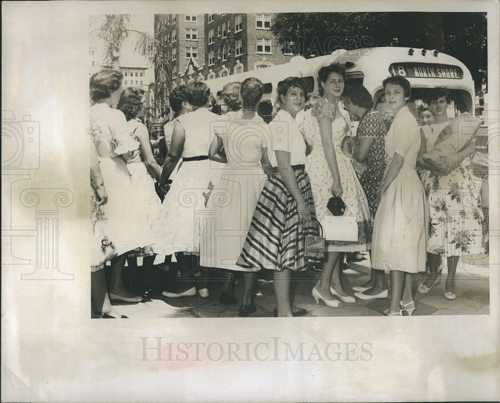 1957 Press Photo Grand Assembly Of Order Of Rainbow For Girls At Suwannee Hotel - Historic Images