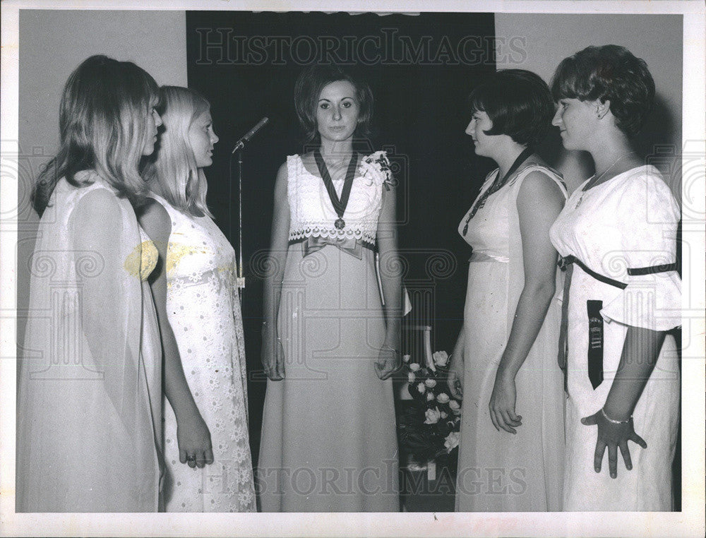 1967 Press Photo New Port Richey Rainbow Girls Sunshine Assembly 108 Officers - Historic Images