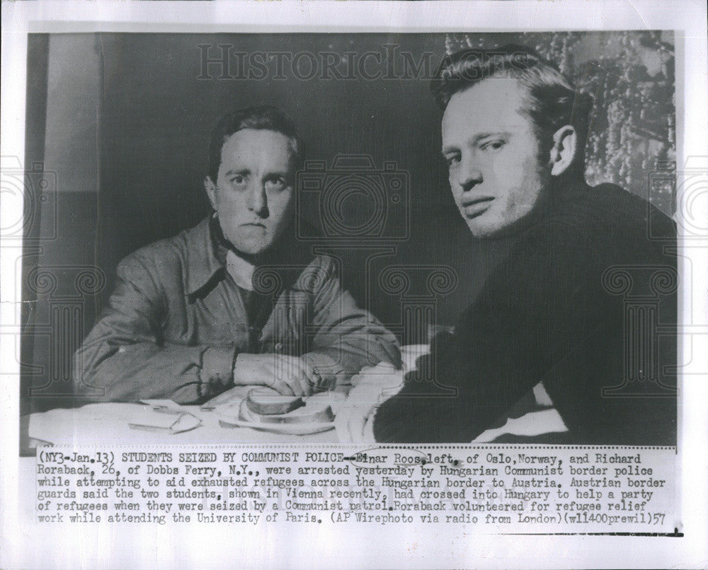 1957 Press Photo Hungarian Communist Police Arrests Einar Roos Richard Roraback - Historic Images