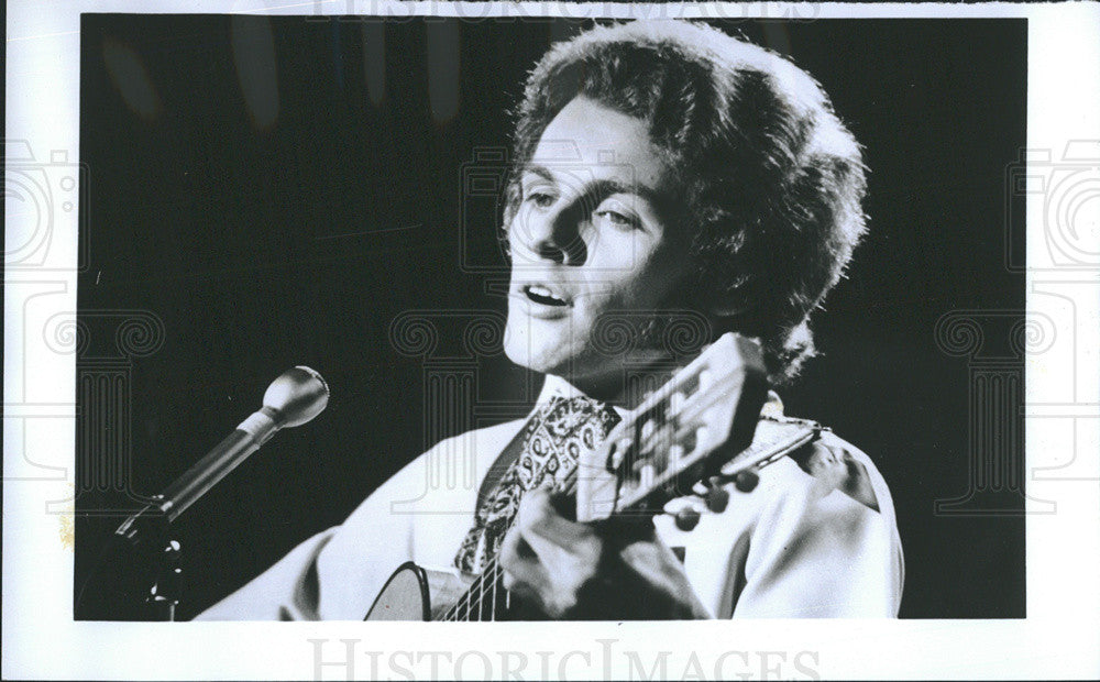 1968 Press Photo Len Novy, classic guitarist appearing on &quot;Showcase &#39;68&quot; - Historic Images