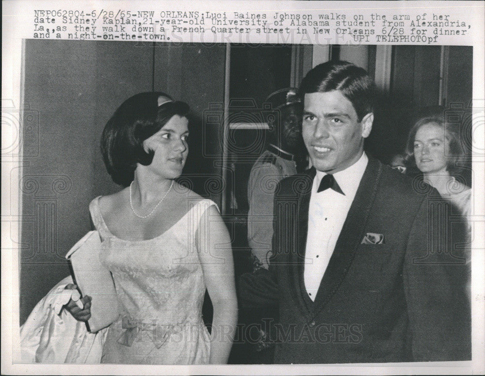 1965 Press Photo Luci Baines Johnson Sidney Kaplan French Quarter New Orleans - Historic Images