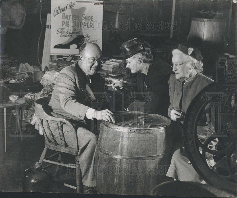 1948 Press Photo State Senator Merritt J. Little, Maud N. Peffers, &amp; Mrs. J.W. - Historic Images